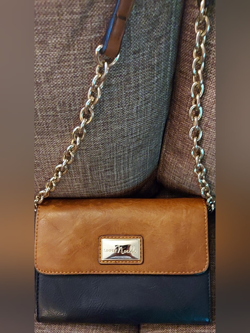 Simply Noelle Two-Tone Tan and Black Chain Shoulder Bag